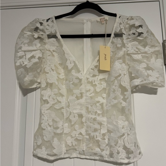Forever 21 Tops - Elegant Cream Lace Top